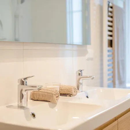 Zimmer-graz ベッド・アンド・ブレックファスト 4*