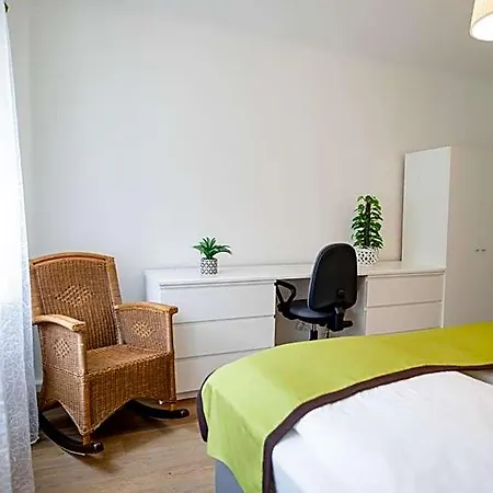Zimmer-graz Farm stay