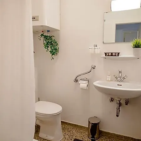 Farm stay Zimmer-graz *